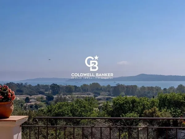 Propriété d'Exception avec Vue Dominante sur Saint-Tropez