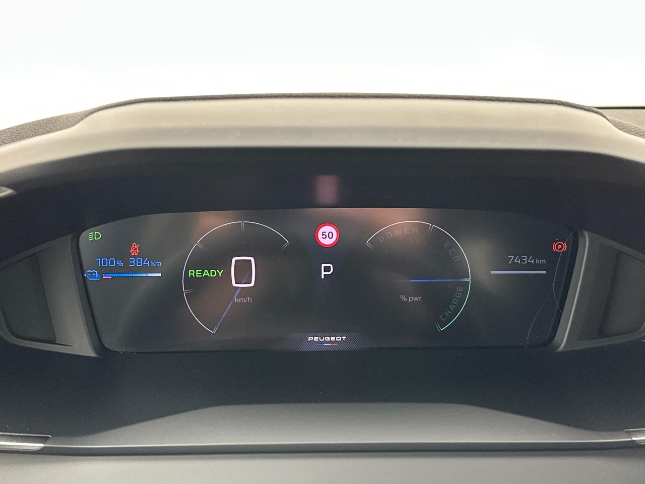 Peugeot 208 electrique 54 kwh 156ch allure — photo 21