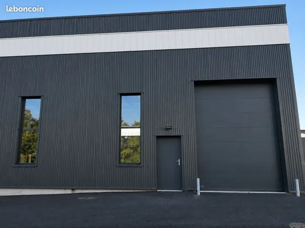 Local d'activité neuf - 173 m² - Zone artisanale - Hauteur 7 m