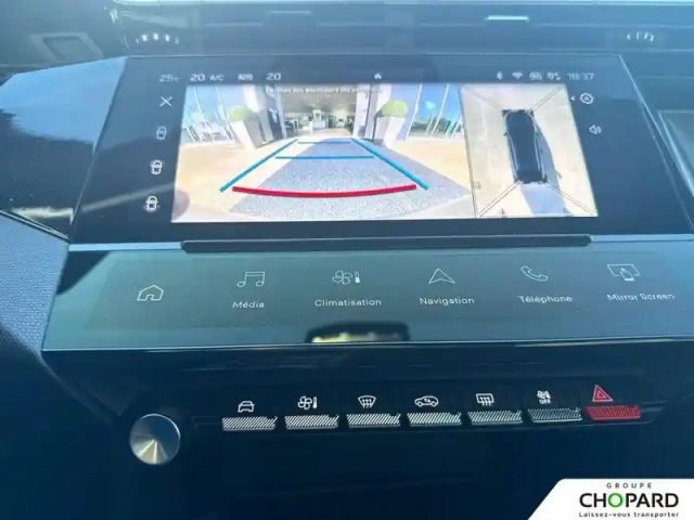Peugeot 408 electrique 58 kwh 210 ch — photo 15