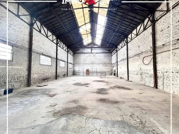 Hangar 340m2