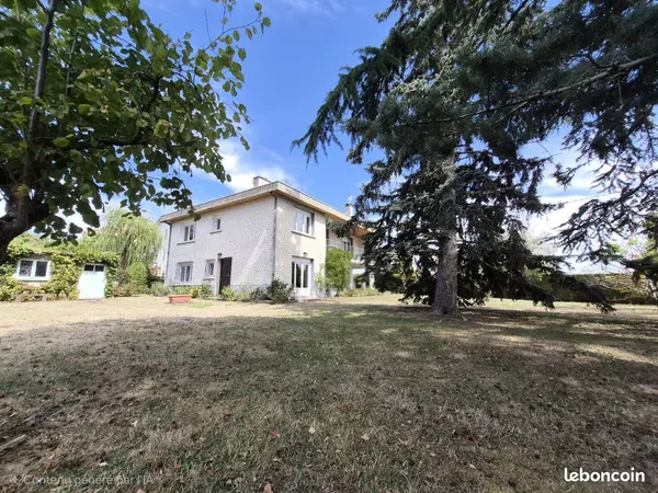 Villa 7 pièces 166 m²