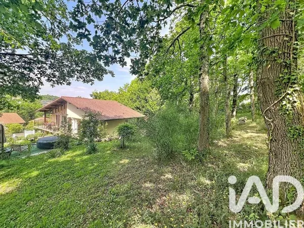 Maison 5 pièces 144 m²