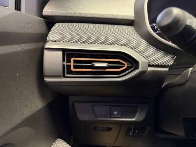 Dacia Sandero tce 90 — photo 38