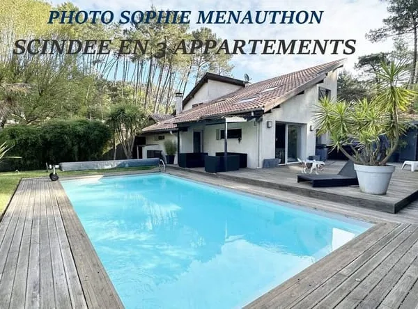 Villa traditionnelle de 220 m2 sur un terrain de 1014 m2 avec piscine