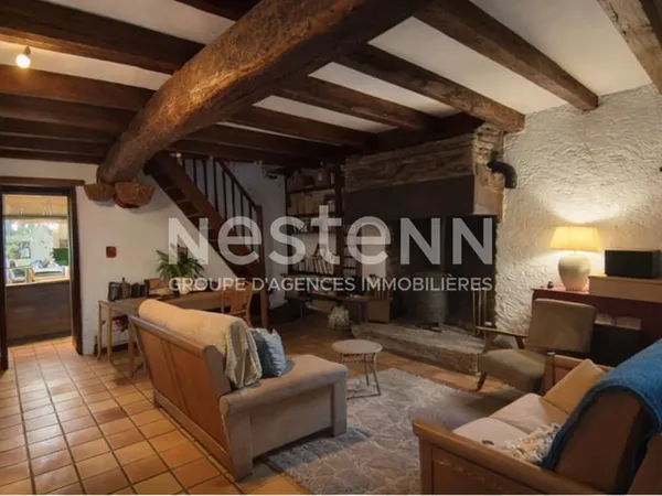 ENSEMBLE IMMOBILIER EN PIERRE AVEC FORT POTENTIEL A SAINT-DOLAY