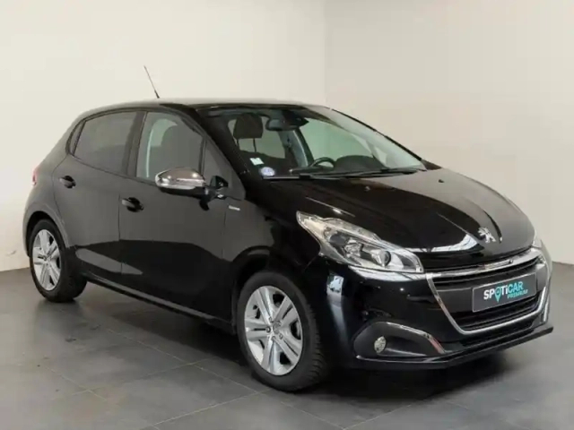 Peugeot 208 1.2  82 style 5 portes gps radar carplay — photo 3