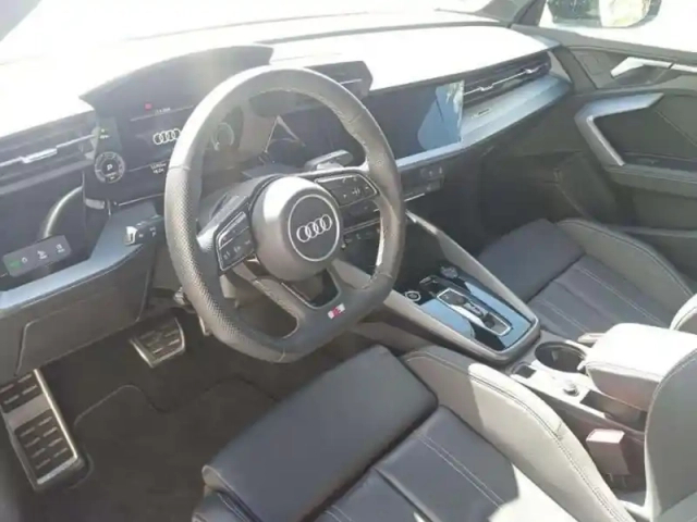 Audi A3 tfsi e hybride rechargeable 272 s tronic 6 s line — photo 9