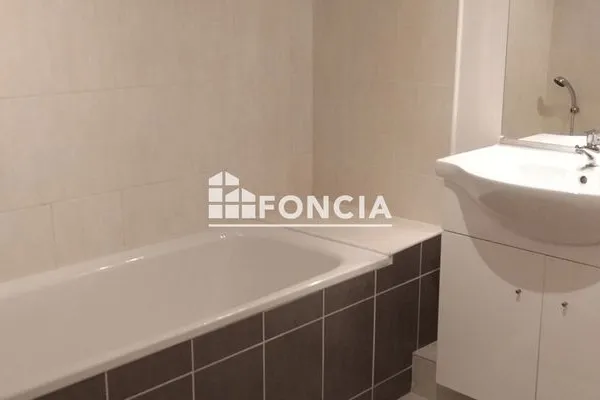 Appartement meublé 3 pièces 64 m²