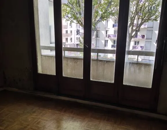 Studio 1 pièce 27 m²