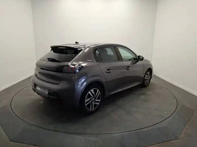 Peugeot 208 puretech 100 s&amp;s bvm6 — photo 5