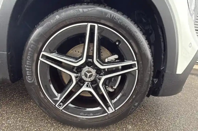 Mercedes Glb 200 d 8g-dct — photo 14