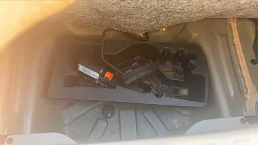 Toyota Aygo 1.0 VVT-i 69 - X-Play – 2015 – 92256 km – Essence – Boîte Manuelle — photo 25