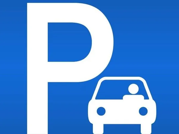 Stationnement Location Élancourt   60€