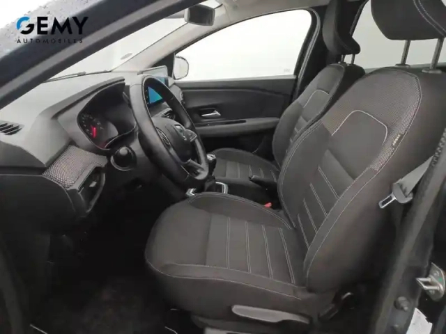 Dacia Jogger tce 110 7 places — photo 9