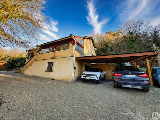 Propriété 12 pièces 210 m²