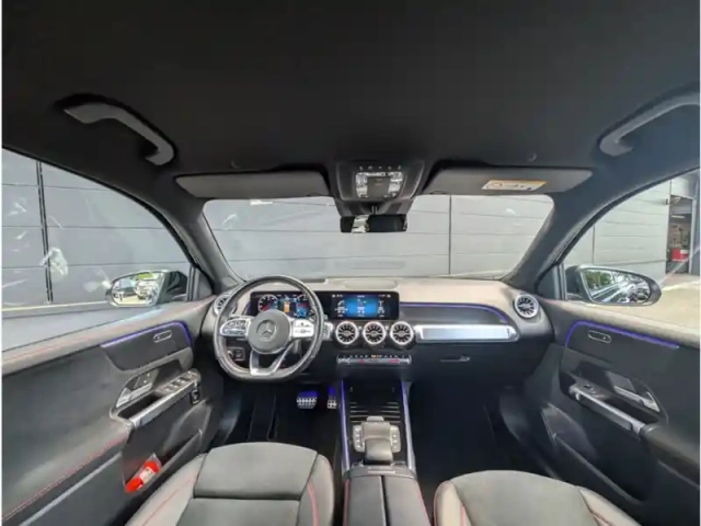 Mercedes Glb 200 d — photo 11