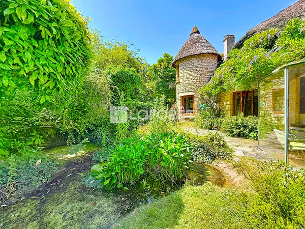 Maison 8 pièces 217 m²