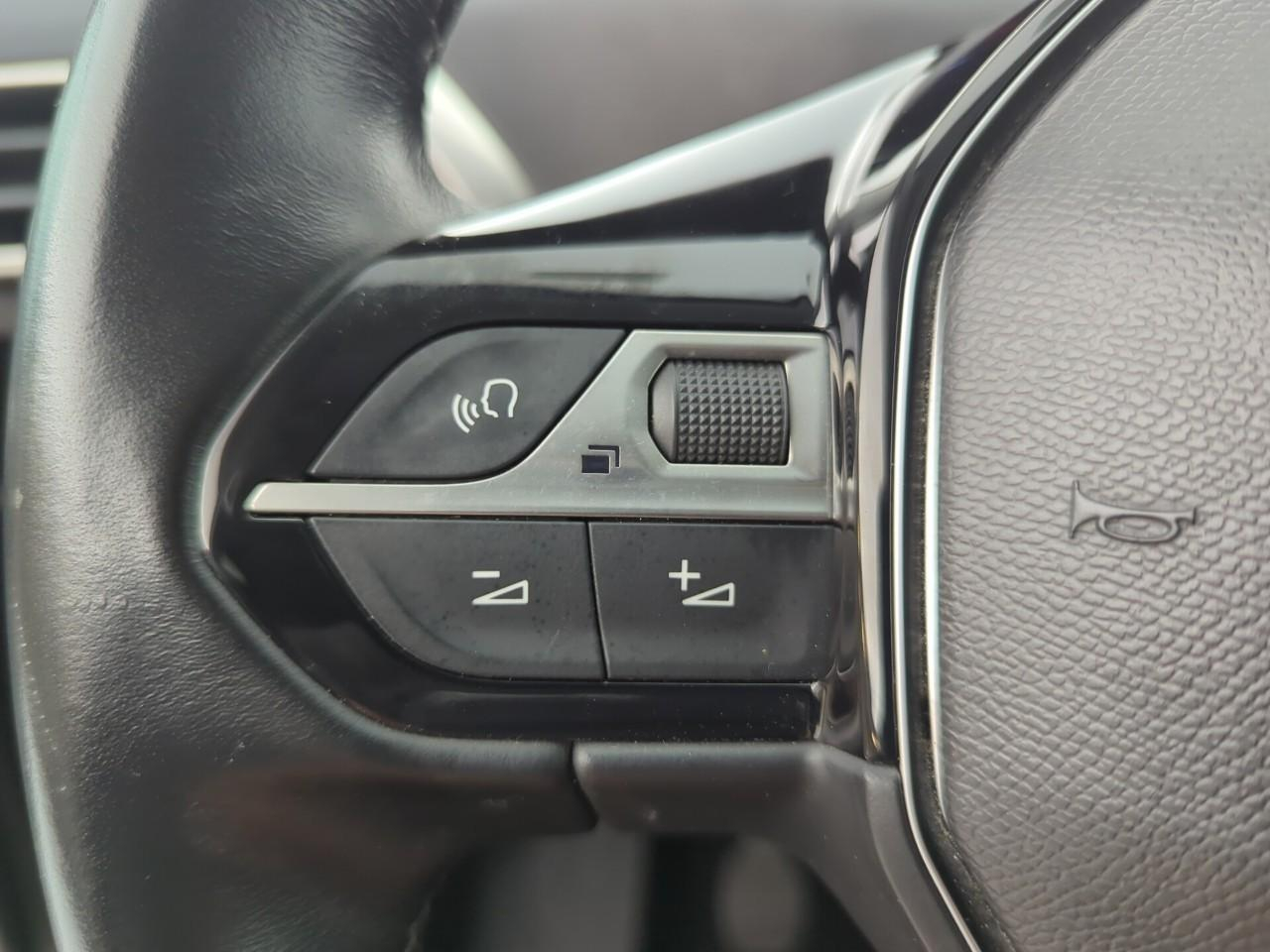Peugeot 3008 puretech 130ch s&s bvm6 allure — photo 27