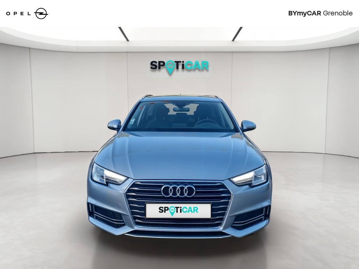Audi A4 Avant 35 TFSI 150 — photo 8