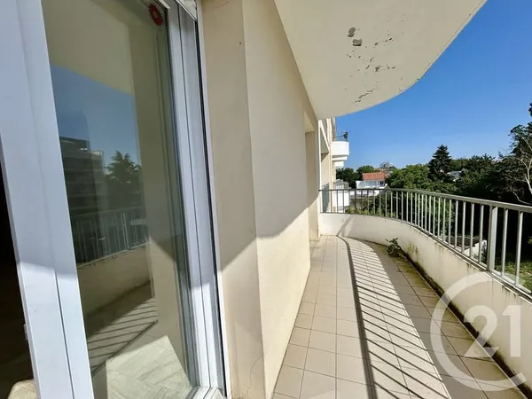 Appartement 2 pièces 67 m²