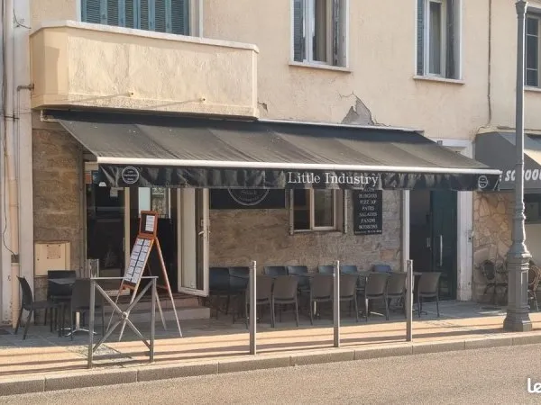 Restaurant murs et fonds
