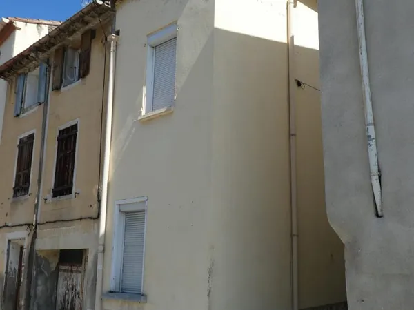 EXCLUSIVITE ! A VENDRE Maison de village avec terrasse 3 pièces à Estagel