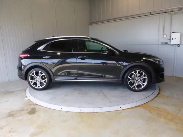 Kia Xceed 1.4 t-gdi 140ch premium dct7 — photo 4