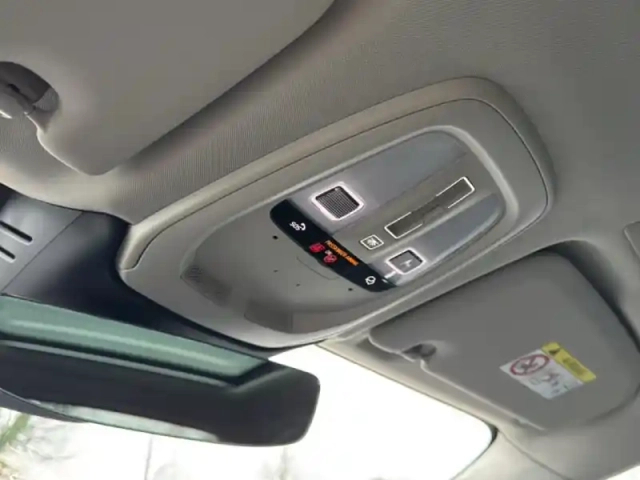 Volvo Xc60 t6 awd hybride rechargeable 253 ch+145 ch geartronic 8 — photo 26