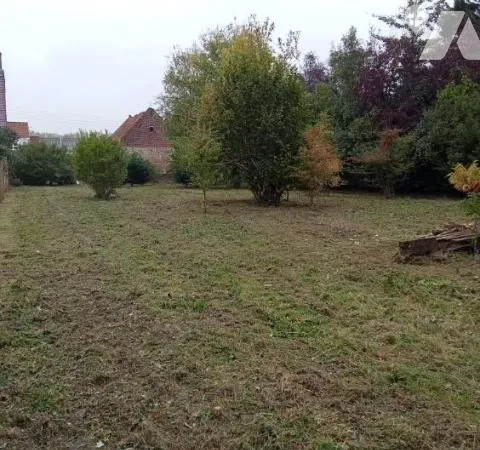 Terrain 1028 m²