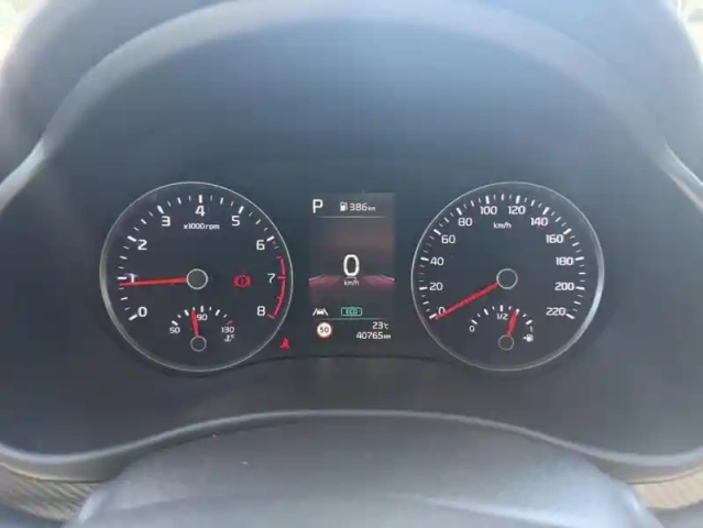 Kia Stonic gt-line premium tgdi mhev 120 dct — photo 6