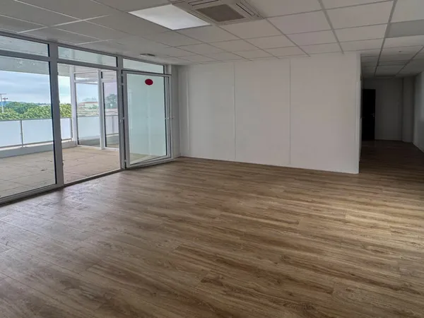 Bureaux 134 m²