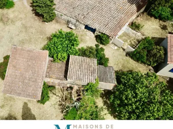 Terrain 526 m²