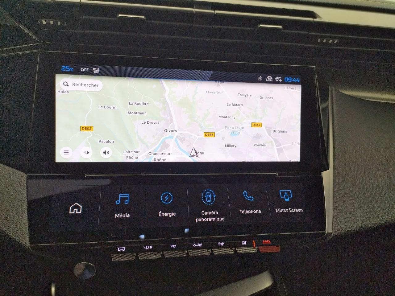 Peugeot 408 phev 225 e-eat8 gt — photo 11