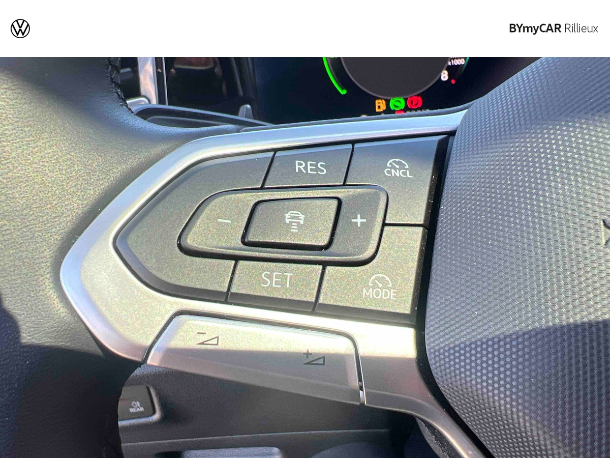 Volkswagen Tiguan 1.5 eHybrid 204ch DSG6 — photo 29