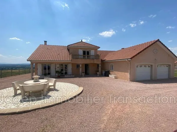 Maison 7 pièces 187 m²