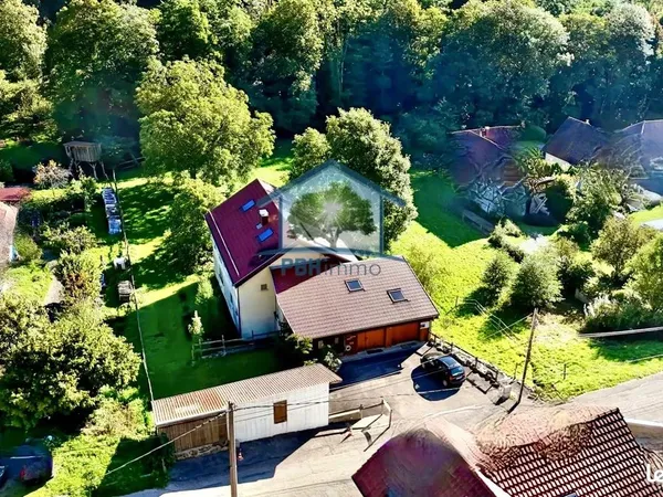 Maison 10 pièces 240 m²