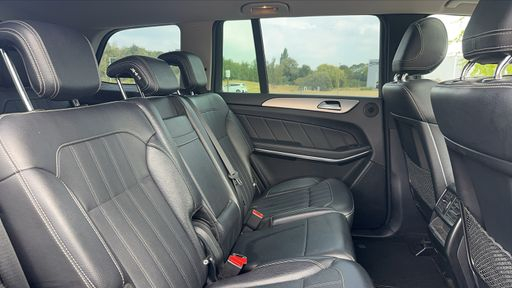 Mercedes Classe GL 350 3.0 CDI V6 4Matic 258 - Excecutive – 2014 – 200991 km – Diesel – Boîte Automatique — photo 35