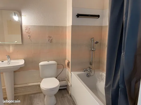 Loue appartement T2
