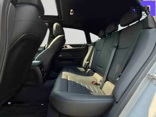 Bmw I4 edrive40 — photo 11
