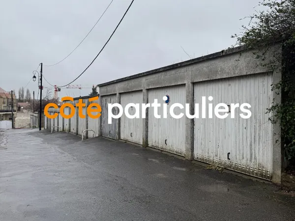 Parking / box Montlhery 15 m2
