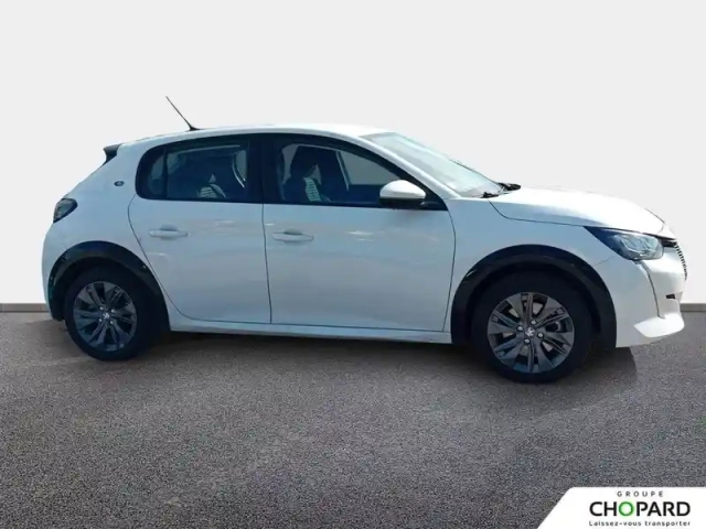 Peugeot 208 electrique 50 kwh 136ch — photo 43