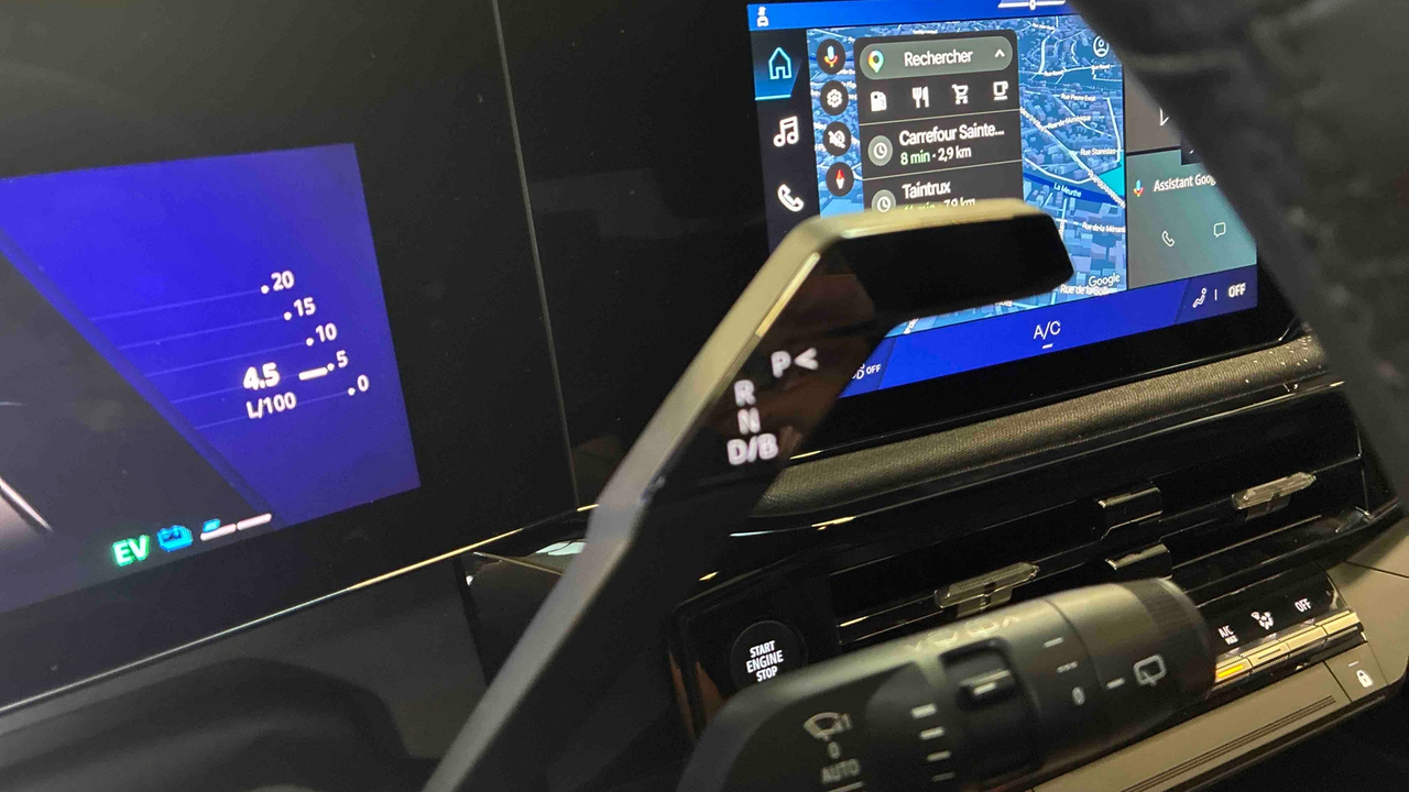 Renault Clio E-Tech full hybrid 160 ch — photo 22