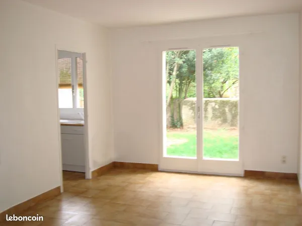 Appartement 2 pièces 49m2 avec jardin