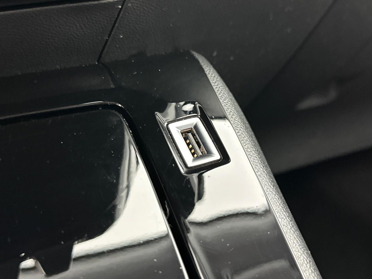 Peugeot 2008 1.2 puretech 130ch s&s allure pack — photo 19
