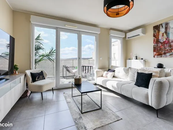 Appartement T4 88 m2 avec Terasse et Box privée