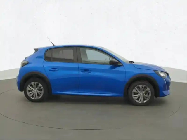 Peugeot 208 electrique 50 kwh 136ch — photo 10