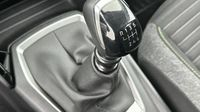 Peugeot 208 1.2 PureTech 100ch S&S Active — photo 14