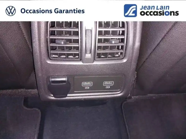 Renault Captur tce 140 edc - 21 — photo 17