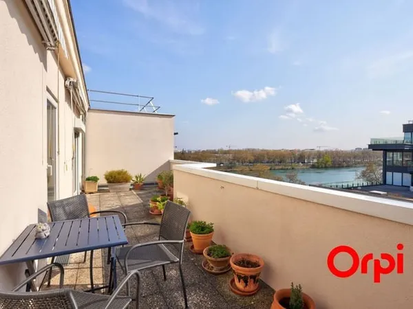 Appartement 5 pièces 147 m²